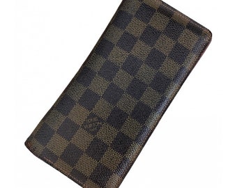 Louis Vuitton Wallet (Mens Preowned Embossed Monogram LV Logo