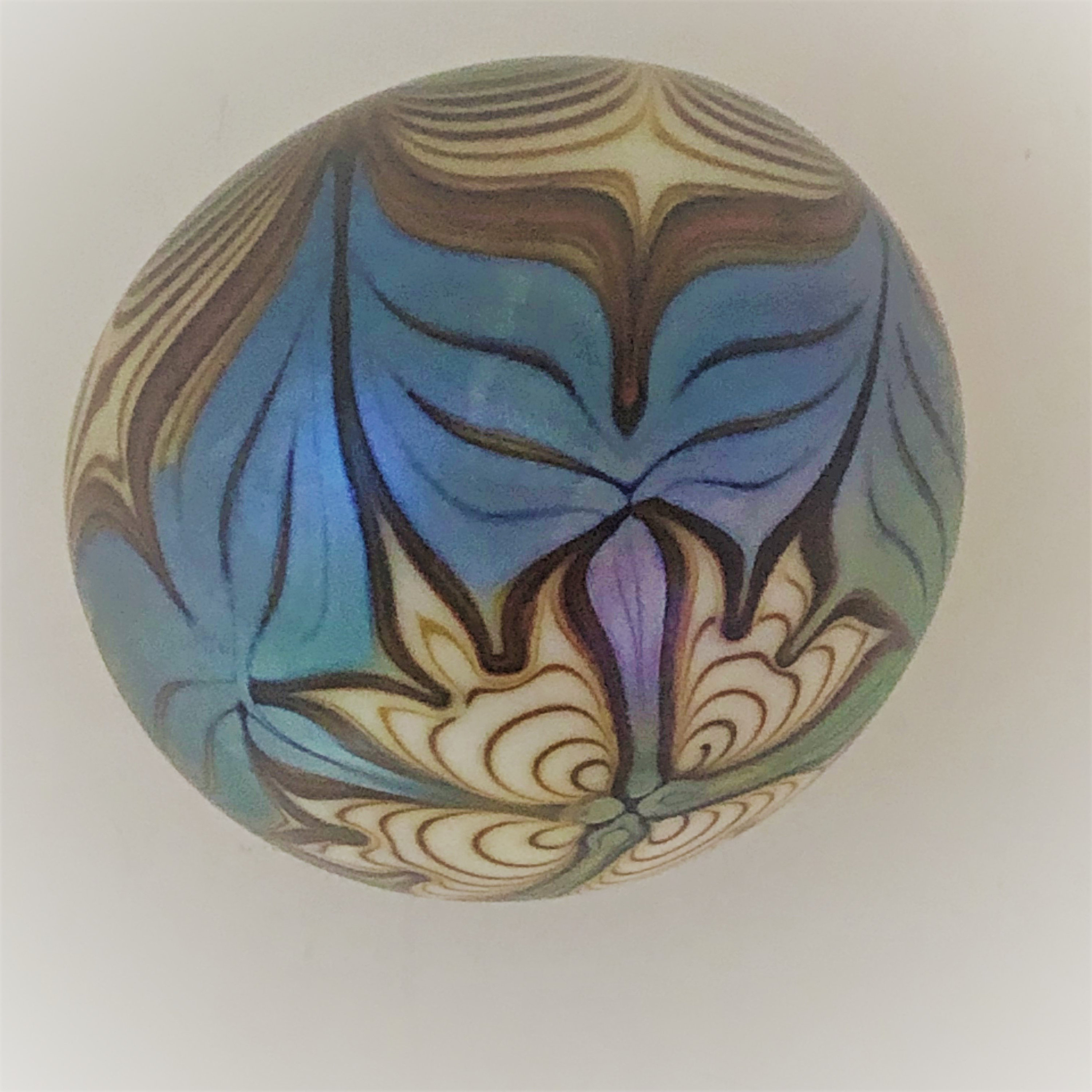 Orient & Flume Art Glass ガラス ペーパーウェイト Vintage Orient & Flume Art Glass Wave Pattern Iridescent