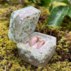 Light blue epoxy wedding ring box with flower, bridal ring box, wedding ring tray, engagement blue box, wedding ring holder
