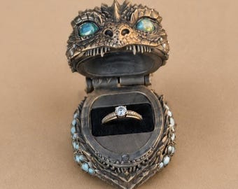 Dragon proposal box, resin dragon head ring holder, fantasy engagement vault