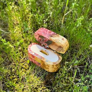Mooie lentebloemendoos, roze bloemendoosje, doos met enkele ringen, doos voor speciaal moment, doos sieradenringen, cadeau voor vrouw, huwelijksaccessoire