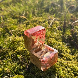Caja para anillos con flores de primavera, caja para anillos de propuesta, caja para anillos rosa melocotón, caja para un solo anillo, accesorio de boda, caja para anillos hecha a mano, regalo para novia