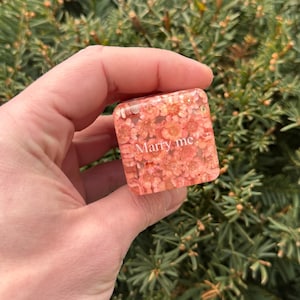 Estuche exclusivo para anillos con flores rosas, estuche para anillos de epoxi, estuche para anillos de compromiso, estuche para anillos con grabado, estuche para anillos de propuesta, estuche para anillos individuales