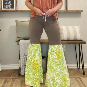 Upcycled bell bottoms, reworked bell bottoms, vintage floral bell bottoms, vintage floral pants, reworked vintage sheet pants