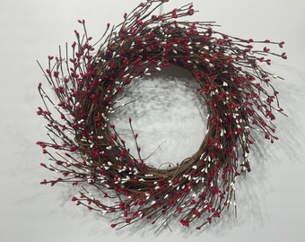 Red and White Pip Berry Wreath