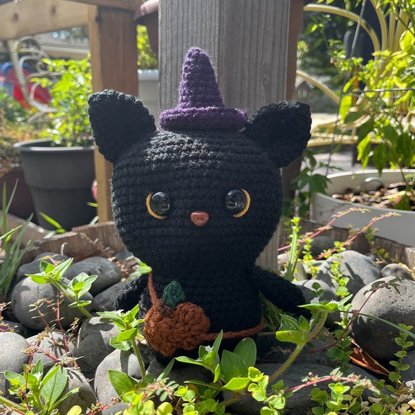 crochet-handmade-cat-plushie-stuffed animal-cottage core-fall-witch-black cat-kitty-kitten-pets-witchy-pumpkin-halloween-witch hat