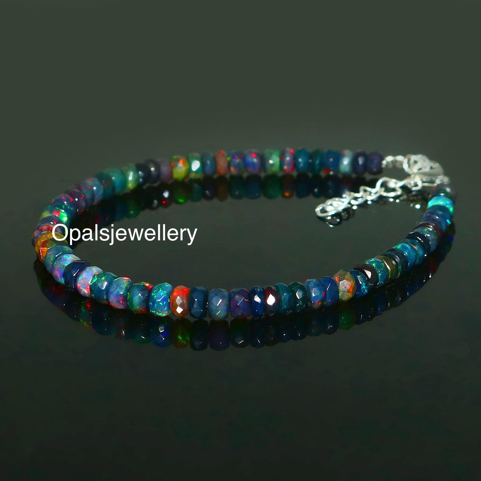 ブラックファイアオパール ブレスレット 天然エチオピアオパールブレスレット、ファセットブラックオパール