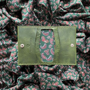 Cartera de cuero hecha a mano / Cartera de cuero personalizada / Cartera plegable de cuero premium / Cartera para hombre / Regalo de aniversario para él / Paisley