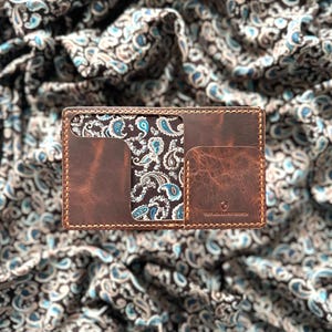 Cartera de cuero hecha a mano / Cartera de cuero personalizada / Cartera plegable de cuero premium / Cartera para hombre / Regalo de aniversario para él / Paisley