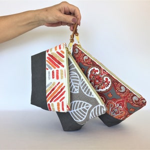 Zipper Pouch 3 sizes PDF Sewing Project / Sewing Tutorial/ Boxy Toiletry Bag / Cosmetic Bag / DIY Craft / Instant Download / Project Pouch