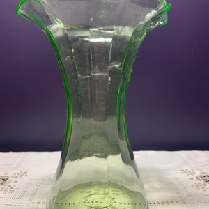 1920s light green Vaseline glass vase, ribbed and ruffled