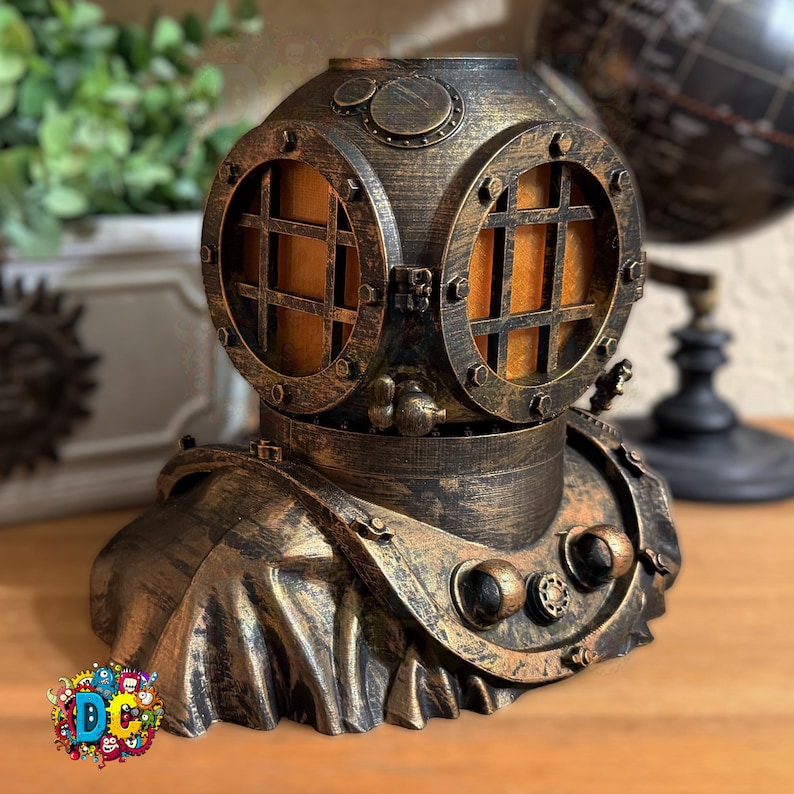 Deep‑Sea Diver Nautical Table Lamp Nightlight