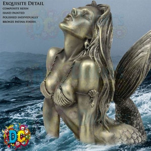 Seductive Mermaid of the Sea figurine, statue, a beautiful goddess or sea witch?