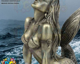 Seductive Mermaid of the Sea figurine, statue, a beautiful goddess or sea witch?
