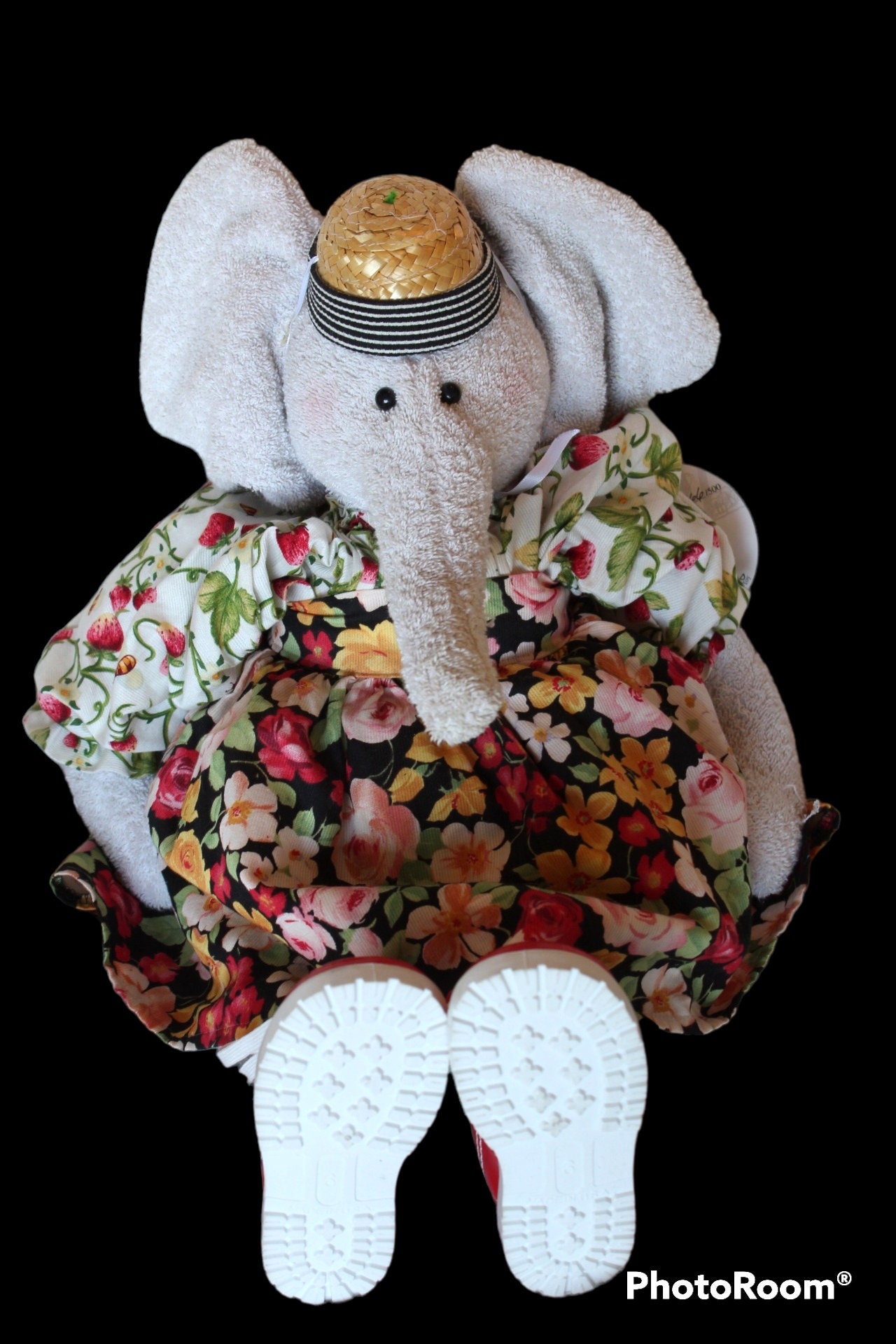 Rare HTF 1996 Chuckle Valley Friends Elephant Daphne Plush Sue