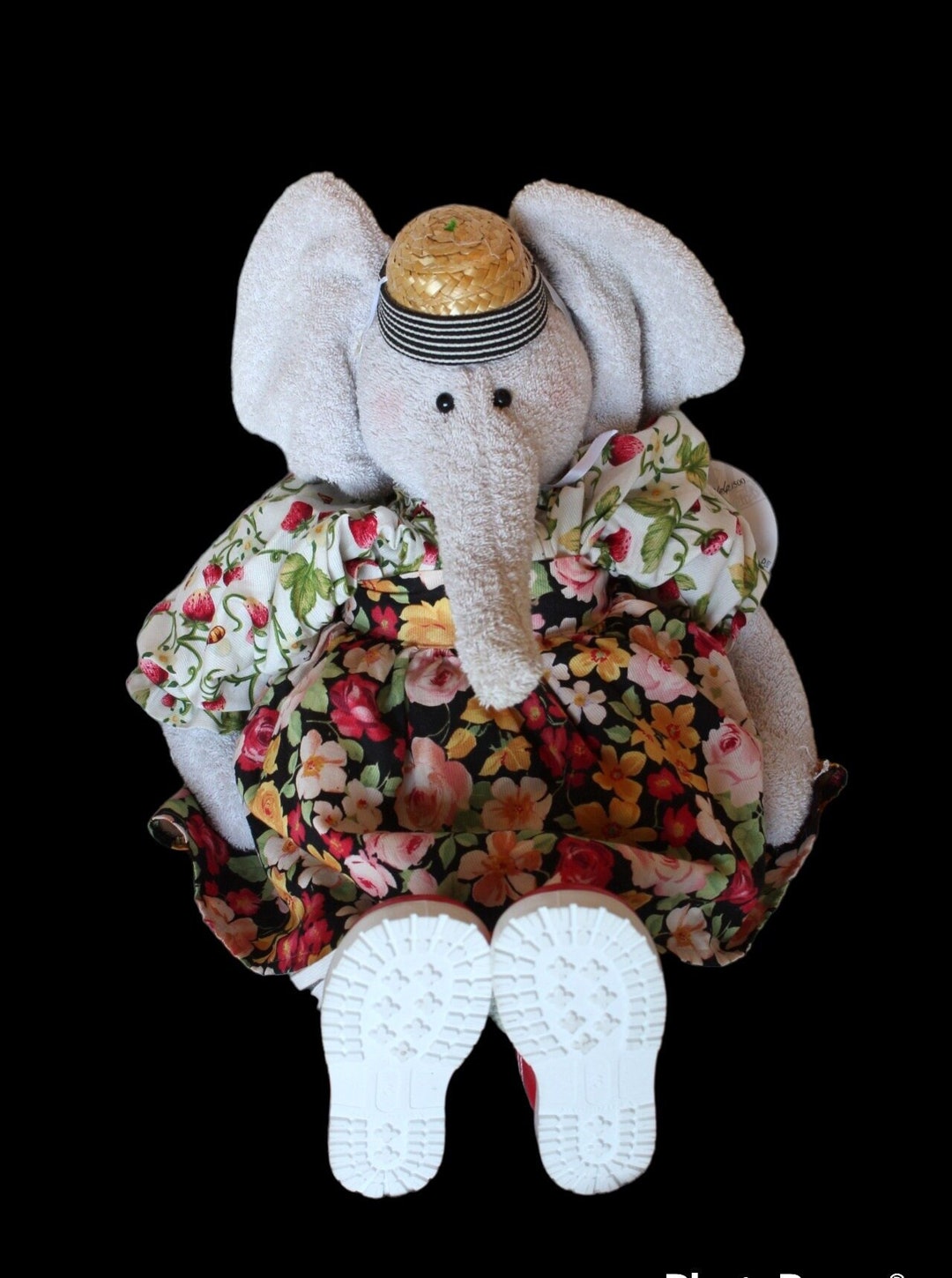 Rare HTF 1996 Chuckle Valley Friends Elephant Daphne Plush Sue
