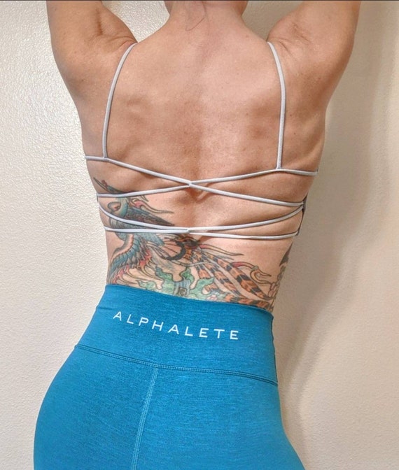 Open Back Strappy Sports Bra FROSTED GRAY 