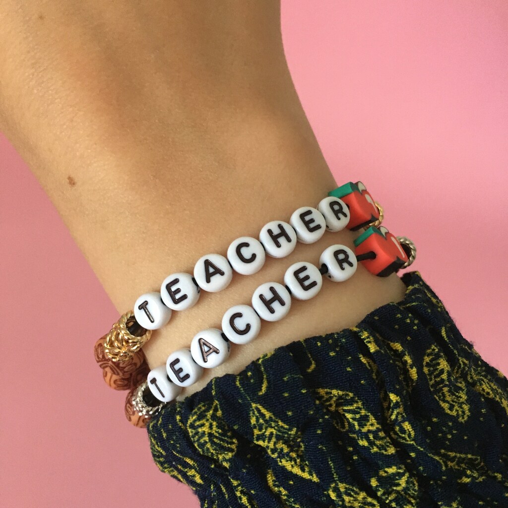 Set Di 4 Bracciali Di Apprezzamento Per Insegnanti Con Perline E Ciondoli: Regalo Unico Per Maestre, Idee Regalo Per Ringraziamento, Fine Anno E Ritorno A Scuola