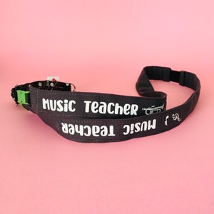  EASTEX Musical Notes Lanyard Keychain - Black and Red ID Lanyard  for Keys - Music Lanyards for ID Badges - Lanyard with Music Notes - ID  Holder Keychain for Music Lover