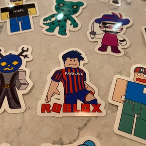 Set of 33 Roblox water bottle or laptop stickers.