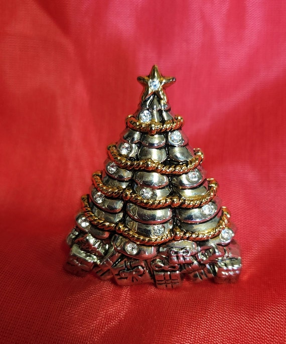 1 Christmas tree in July - image 1