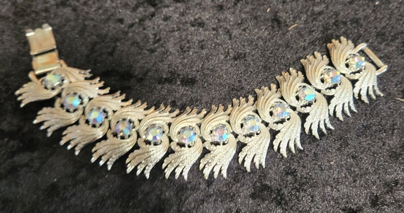 1 Signed VINTAGE Coro Bracelet - image 2