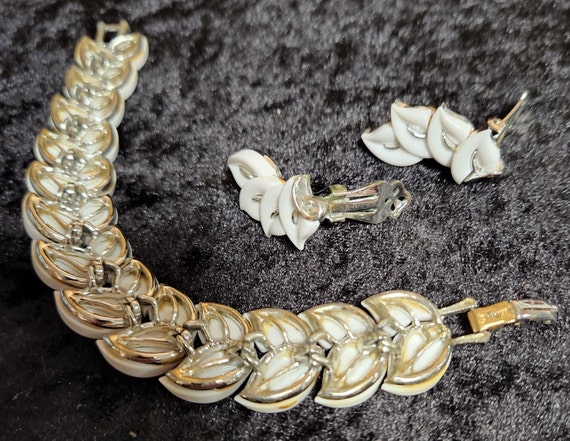 1 white Bracelet and Earrings by Kramer - image 2