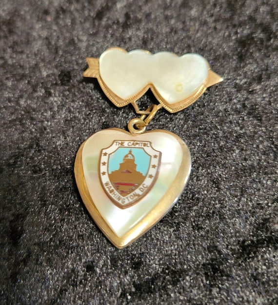 1 Mother of Pearl Locket