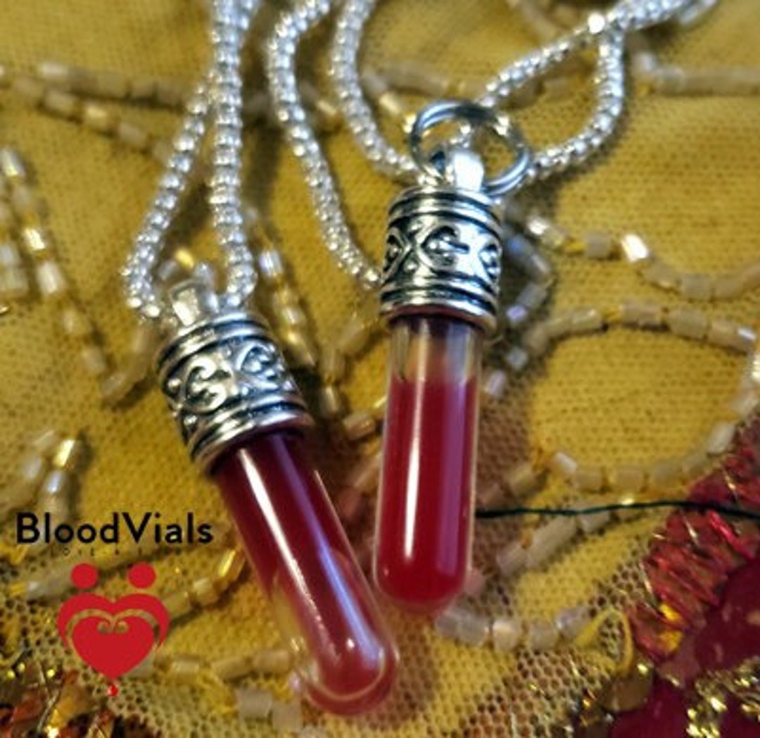 Blood Vial Necklace Spider Decor Red Blood Bottles Necklace - Temu