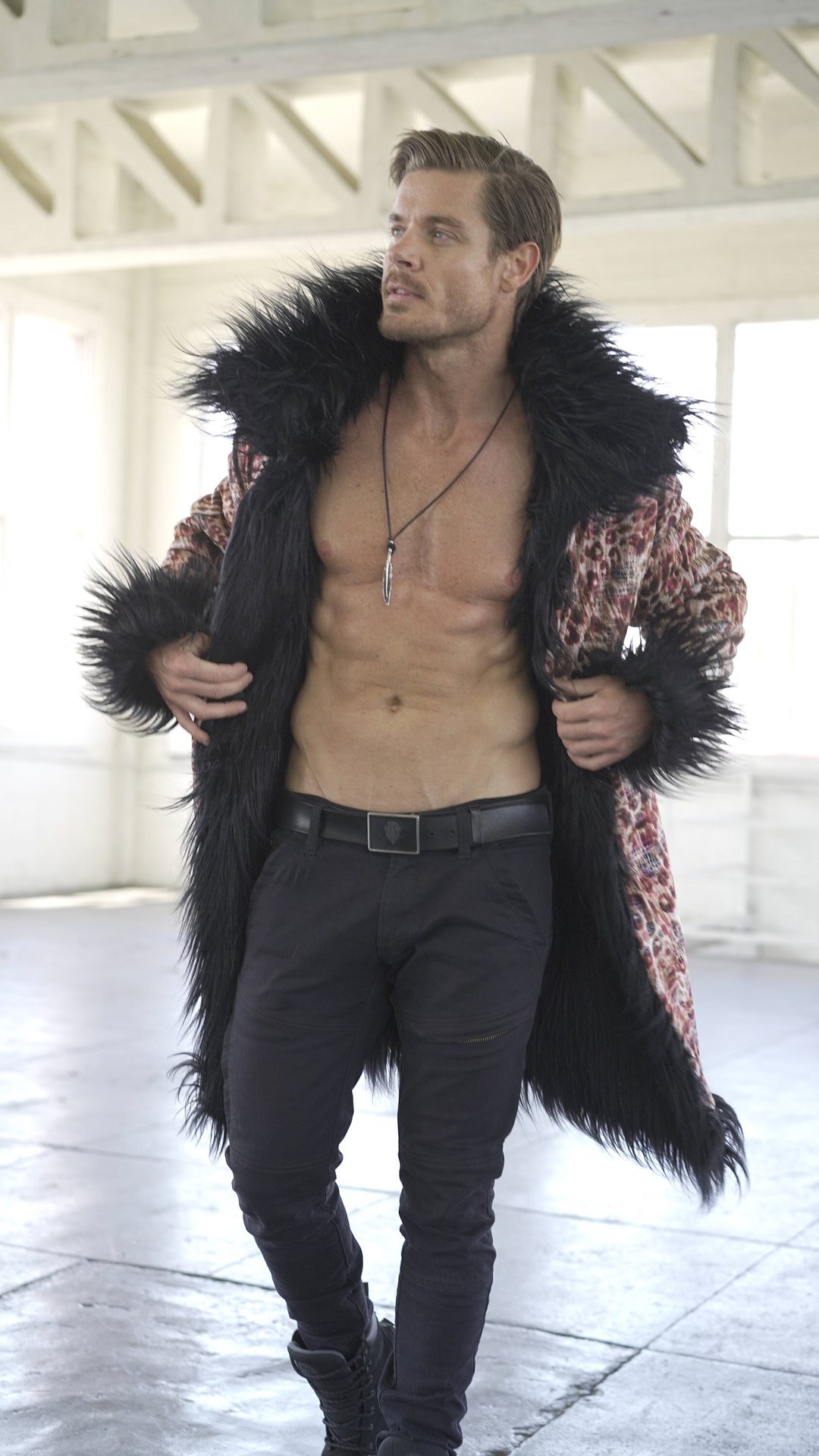 Animale stampa pelliccia nera Festival cappotto regalo per lui Trippy