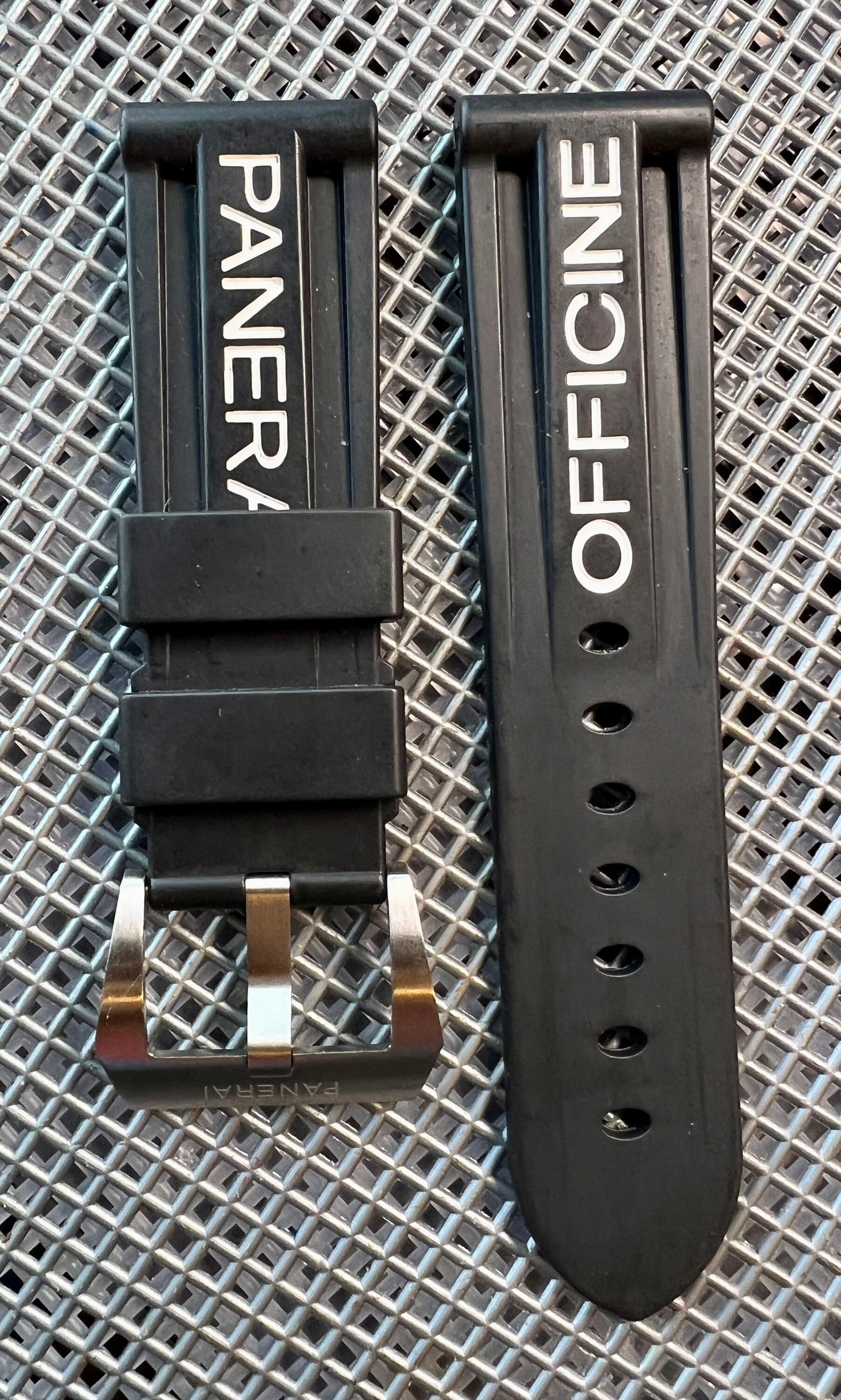 Housse étanche universelle pour téléphone jusqu'à 7,2'' pour piscine Housse étanche universelle pour téléphone jusqu'à 7,2'' pour piscine