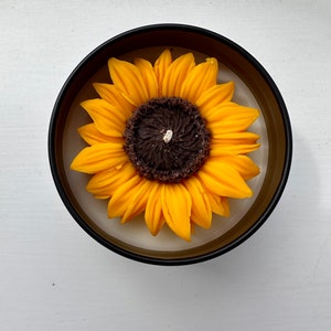 Bougies originales Marguerite et Tournesol dans un pot en métal 100g Sunflower candle