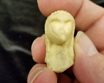 The Venus of Brassempouy, Ancient Paleolithic Female Figurine, High resolution STL Museum Quality Scan of Mammoth Bone Art