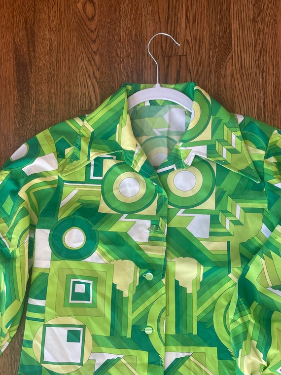 70’s psychedelic green geometric design blouse si… - image 8