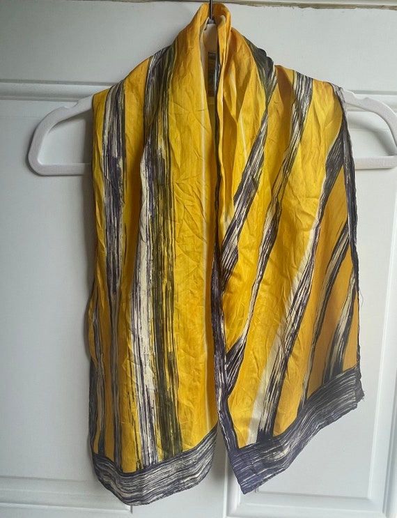 Vintage 1970’s nylon yellow and Navy scarf
