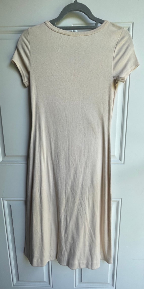 Vintage 70’s beige t-shirt dress with embroider. - image 6