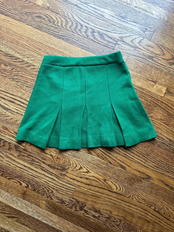 vintage 70’s emerald green girl’s pleated skirt