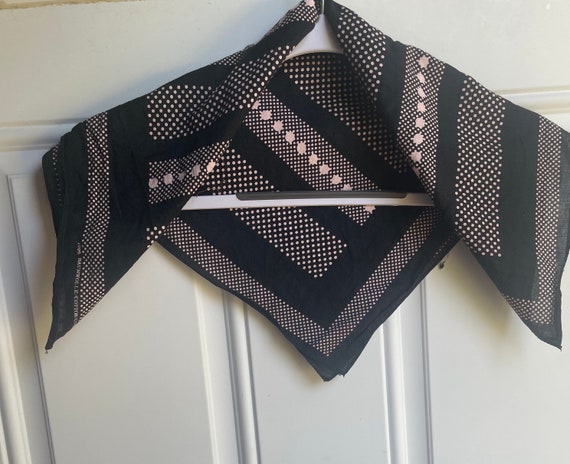 Vintage 1970’s black and pink handkerchief/scarf - image 7