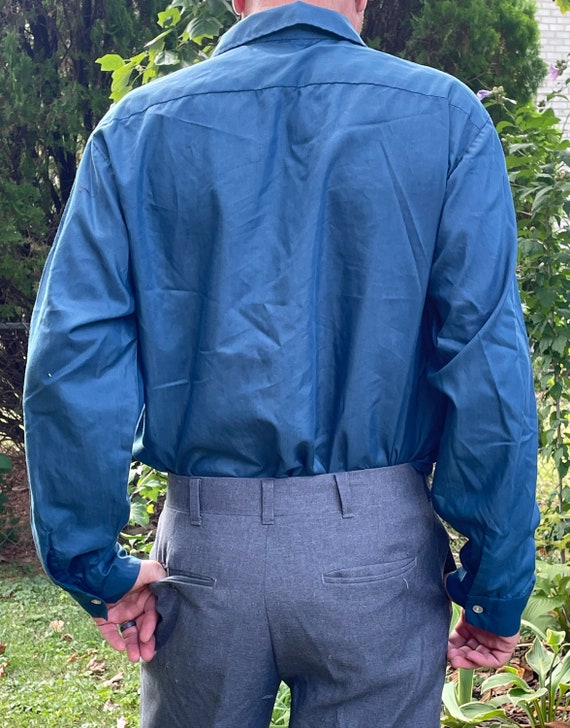 Camisa de vestir con botones en azul pavo real vintage de los a os