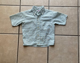 70’s boy’s blue checked button down shirt size 8
