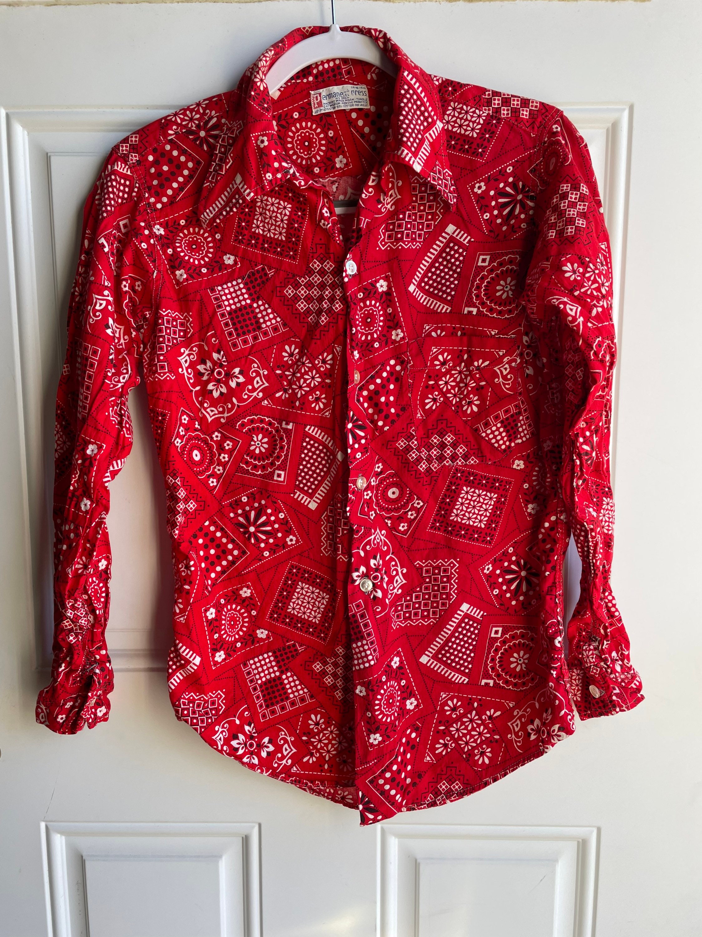 Vintage 1970s Red Bandana Print Shirt – ThisBlueBird