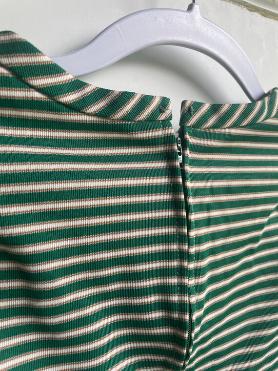 Vintage 1970’s green,tan and white striped tank t… - image 9