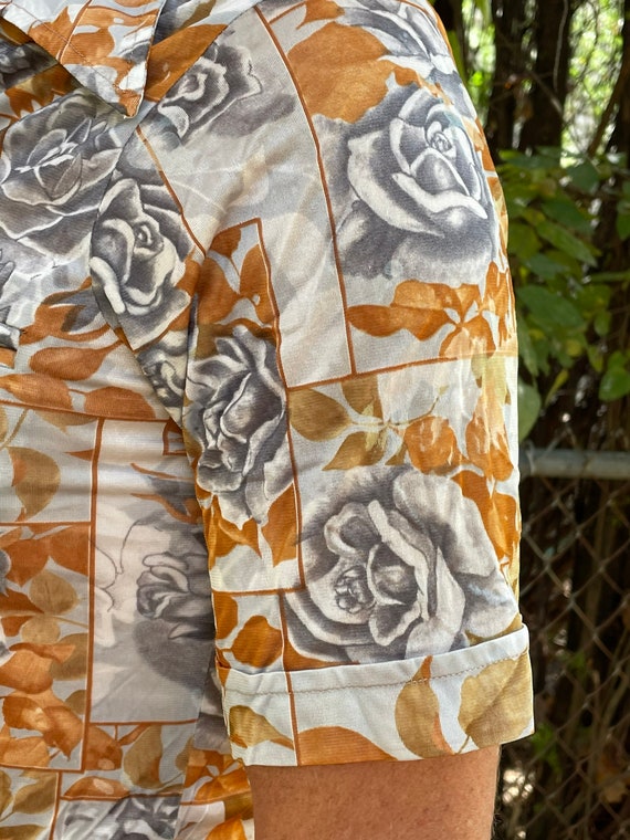 Gender neutral 70’s floral button down nylon dres… - image 4