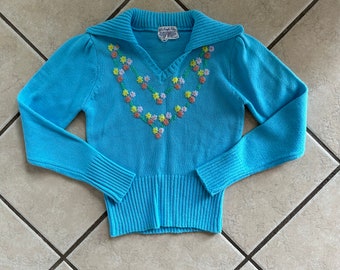 Vintage turquoise v-neck embroidered sweater size XS