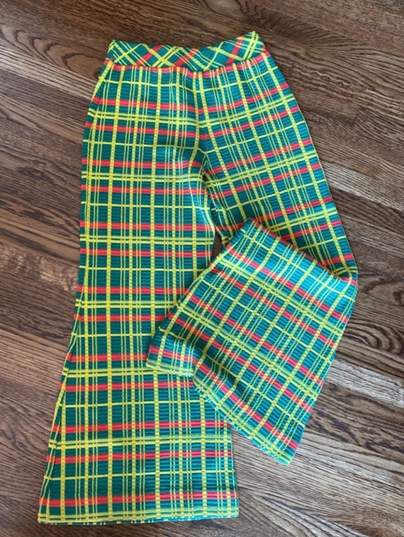 Vintage 1970’s green, yellow and red plaid bellbo… - image 4