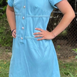 Vintage 1970’s light blue short sleeve dress size Medium