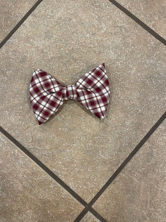 burgundy and white bow tie