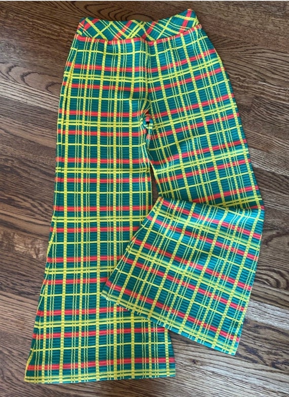 Vintage 1970’s green, yellow and red plaid bellbo… - image 1