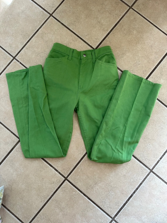 Vintage grass green Levi jeans for women size Smal