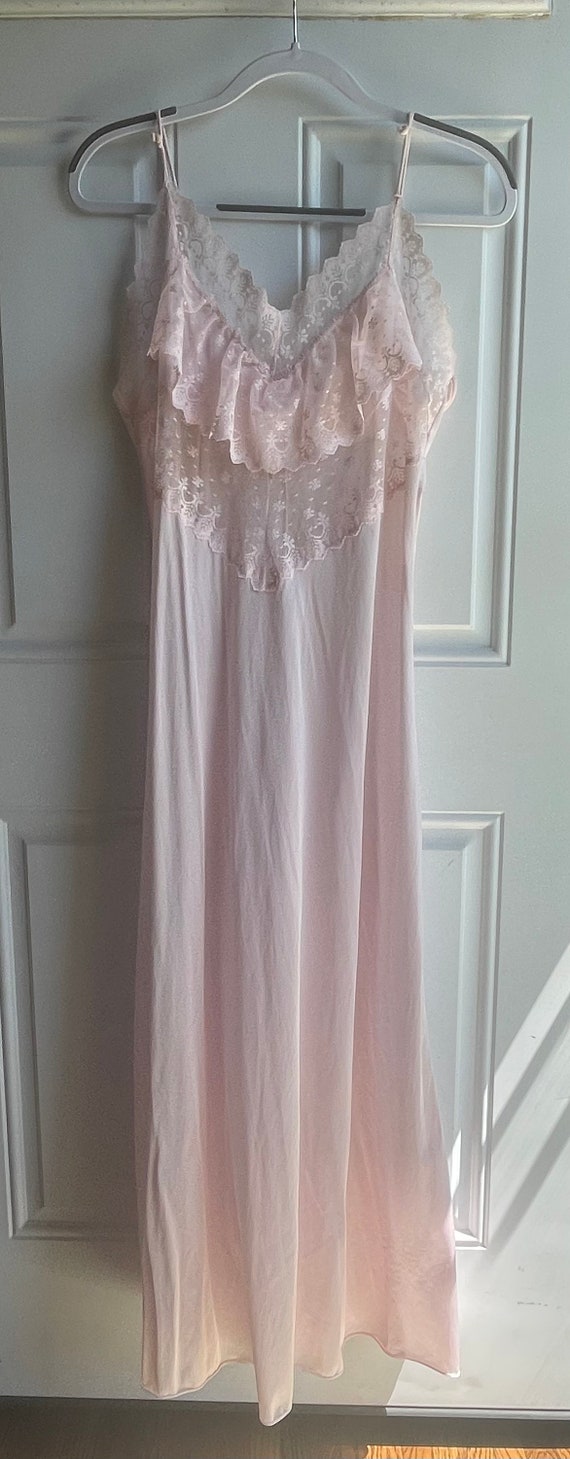 Vintage 1970’s light pink gown